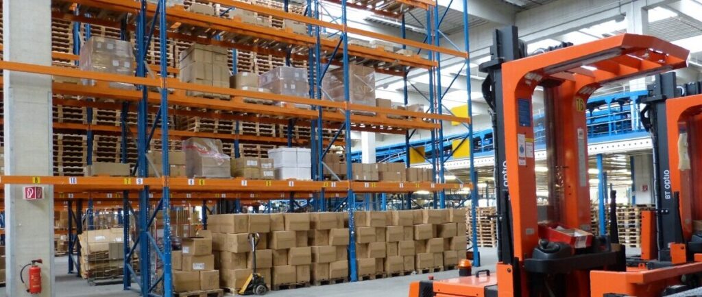 almacenamiento y logistica
